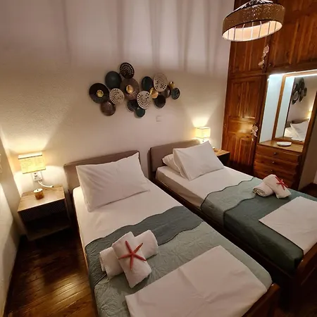 Chryspa Attica Vila Dhílesi