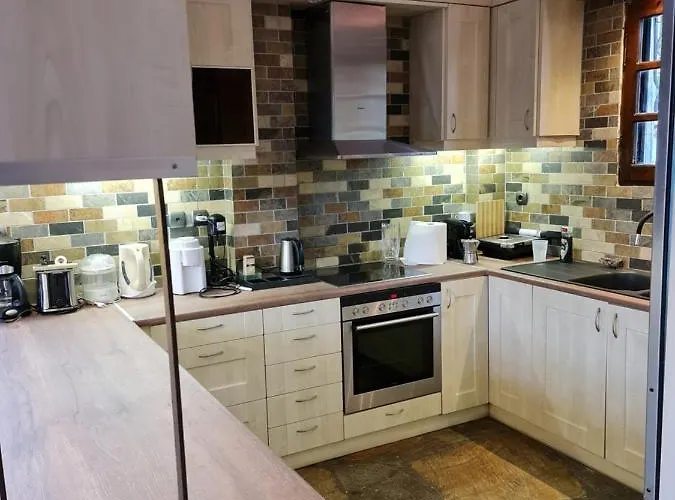 Βίλα Chryspa Attica *