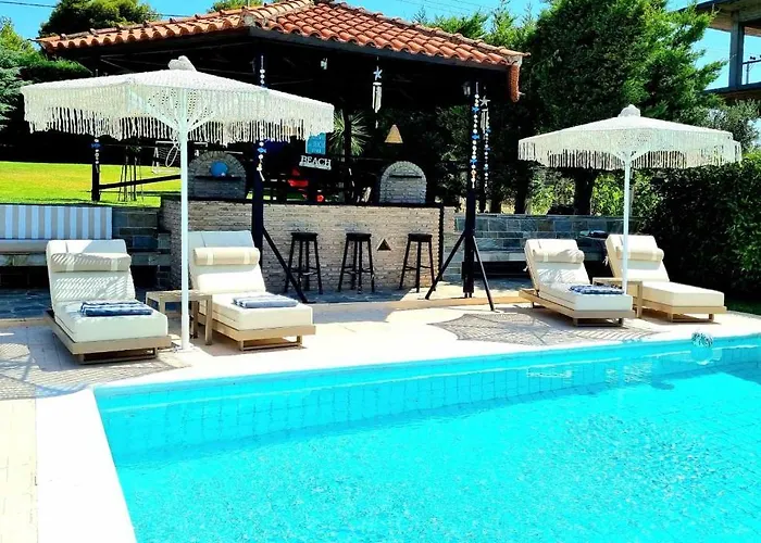 Βίλα Chryspa Attica *