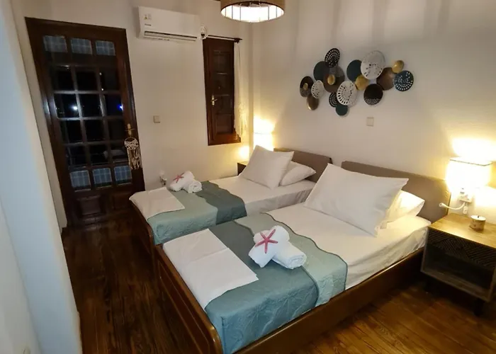 Chryspa Attica * Δήλεσι